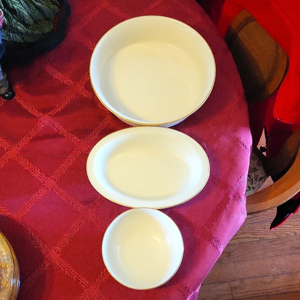 3 Lenex gold trim plates